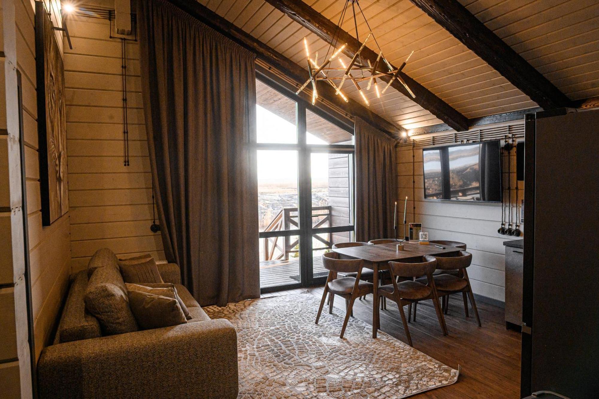 Zaliv Hotel Strasheve Ngoại thất bức ảnh
